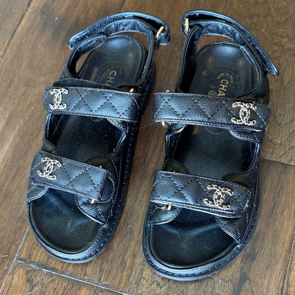 CHANEL Kids Black Quilted Sandals